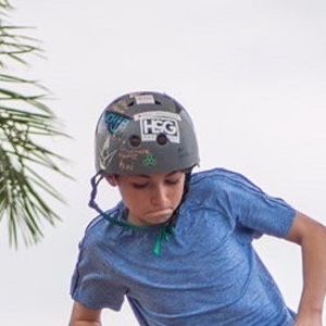 Meet your Posher, Avery